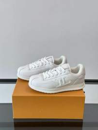 Picture of Louis Vuitton Shoes _SKULVsz38-46hnh082617452